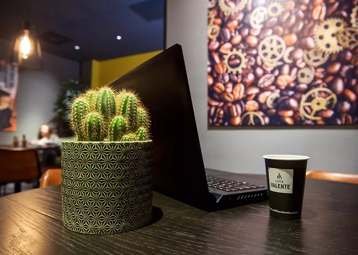 فندق Design Glow 3*