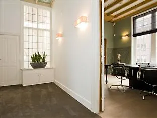 فندق Design Glow 3*