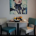 Hotel Design Glow 3*