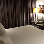 Design Glow 3* Eindhoven