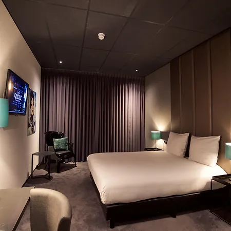 Design Glow Hotel