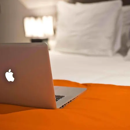 Hotel Design Glow 3*