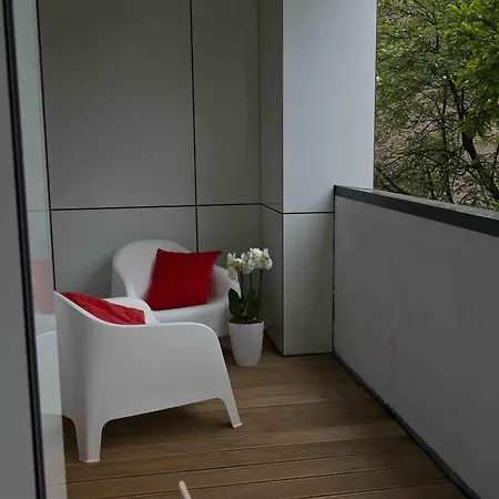 Design Glow 3* آيندهوفن