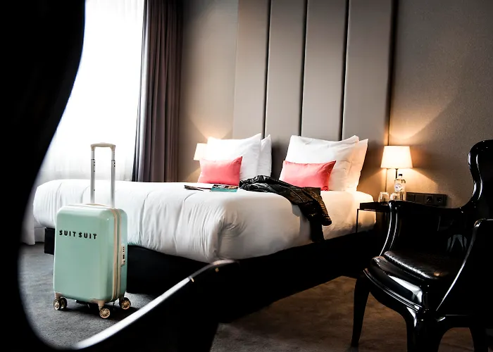 Design Glow Hotel Eindhoven