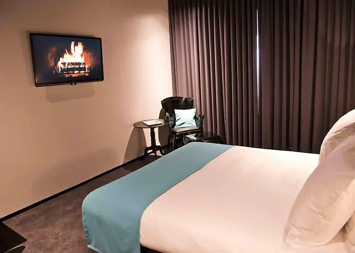 Design Glow Hotel 3*