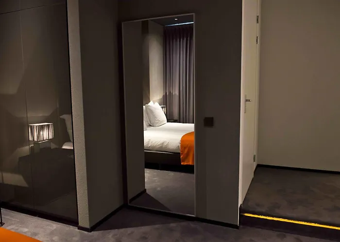 Отель Design Glow 3*