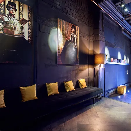 Design Glow 3* Eindhoven