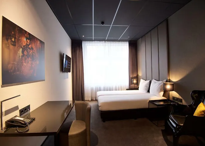 Design Glow 3* Eindhoven